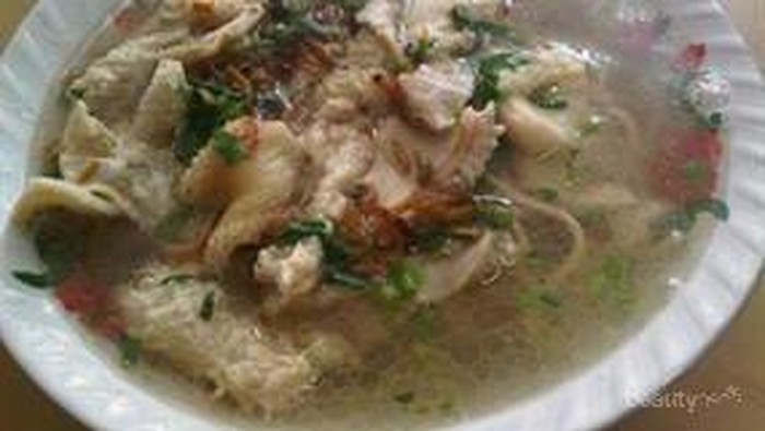 Mencicipi Lezatnya Kuliner Legendaris di Kedai Bakmi Babat Senen