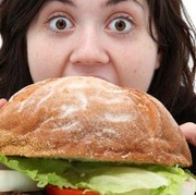 [FORUM] makan malam itu beneran bikin gendut girls?