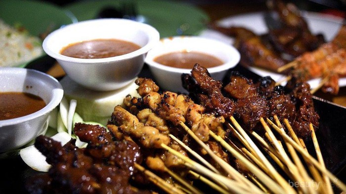 [FORUM] Kamu tim #SateAyam atau #SateKambing?