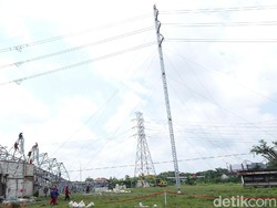 Penampakan Tower Emergency SUTT PLN di Rembang