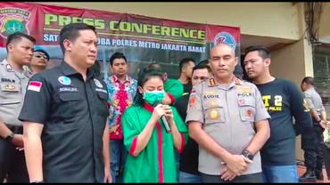 7 Bulan Kumpul Kebo dengan Kekasih, Vitalia Sesha Belum Cerai?