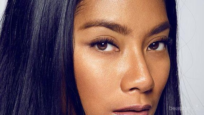 [FORUM] Hai Sista, menurut kalian Foundation/Base Make up apa yang cocok untuk warna kulit yang kecoklatan dan berminyak?