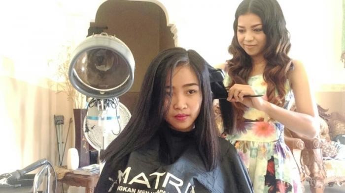 [FORUM] Kalau mitos rambut dipotong makin panjang, bulu mata juga dong ya?