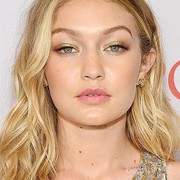 6 Langkah untuk Miliki Kulit Menawan ala Gigi Hadid