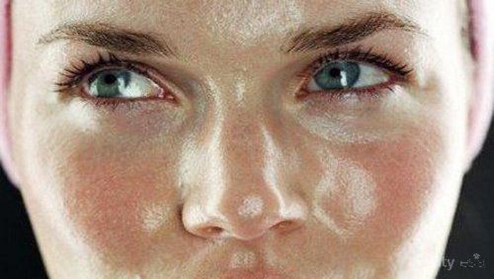 Rekomendasi 4 Bedak untuk Kulit Wajah Berminyak