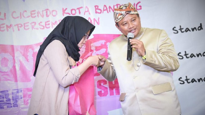 Wakil Gubernur Jawa Barat (Jabar) Uu Ruzhanul Ulum menegaskan, pendidikan merupakan hak semua warga negara.