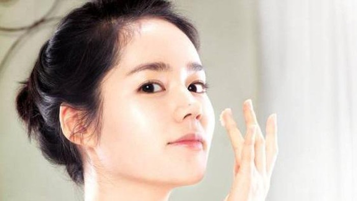 Rekomendasi Skincare Set ala Korea untuk Wajah Glowy