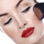 Tampil Percaya Diri dengan Blusher yang Tepat