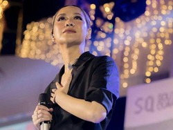Manggung Lagi, Bunga Citra Lestari Masih Berkaca-kaca