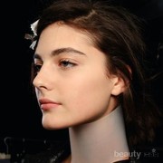 5 Rekomendasi Drugstore Foundation untuk Kulit Berminyak