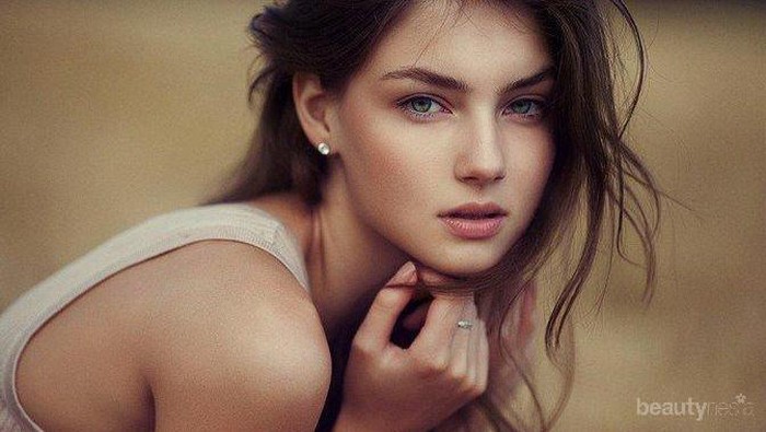 Tips Makeup Cantik untuk Tutupi Wajah Lelah