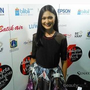 5 Rekomendasi Makeup dari Super Model Juwita Rahmawati