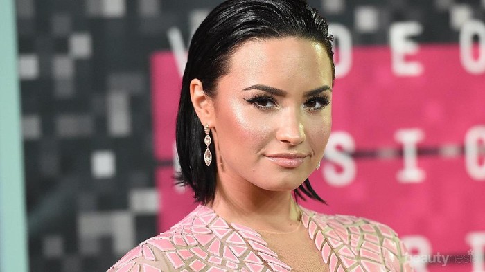 Tips Makeup: Mencoba Bronzer untuk Pemula