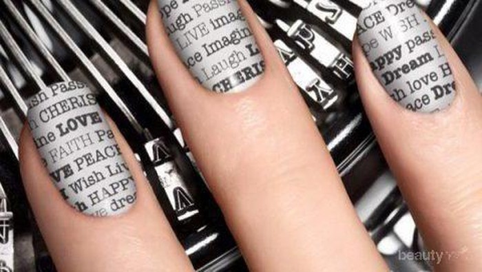 Newspaper Nail Art, Mudah dan Keren untuk Kukumu
