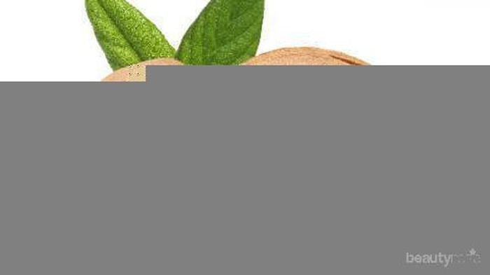 Singkirkan Minyak Berlebih dengan Pembersih Wajah Alami