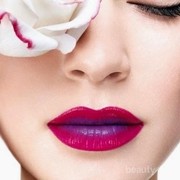 Cara Pakai Lipstick Seperti Ini Dijamin Akan Membuatmu Terlihat Sexy