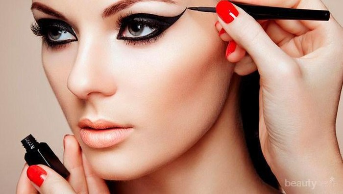 Hindari Kesalahan Pengaplikasian Eyeliner Berikut Ini!