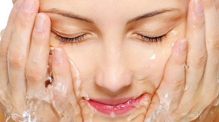 Tips Membersihkan Makeup dengan Benar (Part 2)