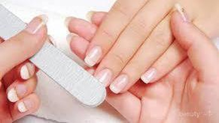 Manicure ala Salon di Rumah Sendiri