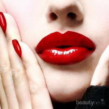 Lakukan 6 Tips Ini Agar Lipstik Tahan Lama di Bibir Cantikmu