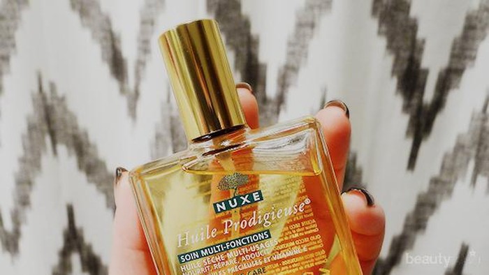 Body Oil Favorit Drugstore Perancis yang Bisa Melembapkan Tubuh dan Rambut