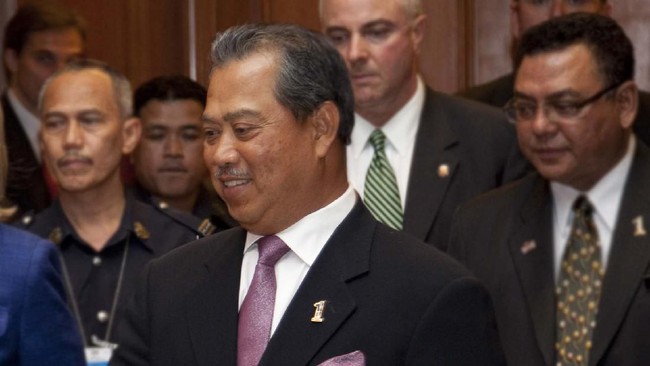 Presiden Partai Persatuan Pribumi Malaysia, Muhyiddin Yassin, akan dilantik menjadi Perdana Menteri kedelapan Malaysia besok, Minggu (1/3).