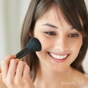 Tips Memakai Blusher Sesuai Bentuk Wajah