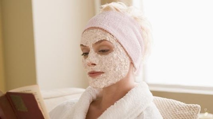 Atasi Masalah Komedo dengan Oatmeal dan Yoghurt