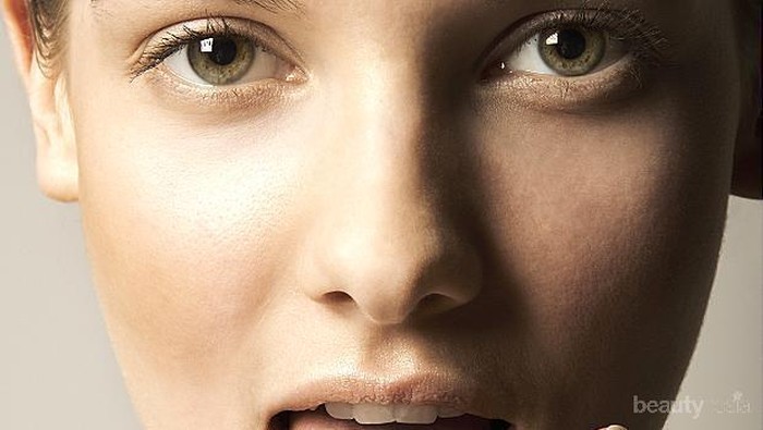 4 Suplemen Murah Untuk Perangi Jerawat