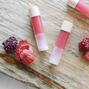 Ternyata Kamu Bisa Membuat Lipstick Matte Sendiri dengan Cara Ini