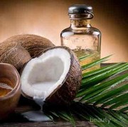 Membuat Minyak Kelapa Sendiri di Rumah