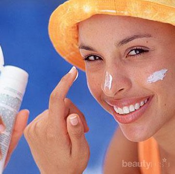 6 Sunscreen Korea untuk Kulit Berminyak di Bawah Rp300.000