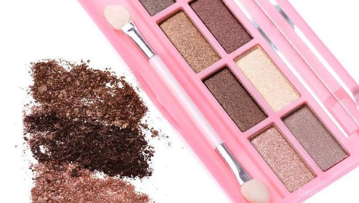 5 Eyeshadow Best Selling di Korea Department Store