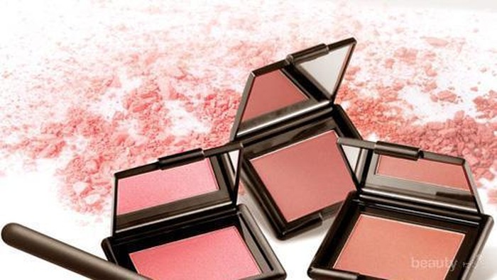 5 Rekomendasi Blush On untuk Makeup Pemula