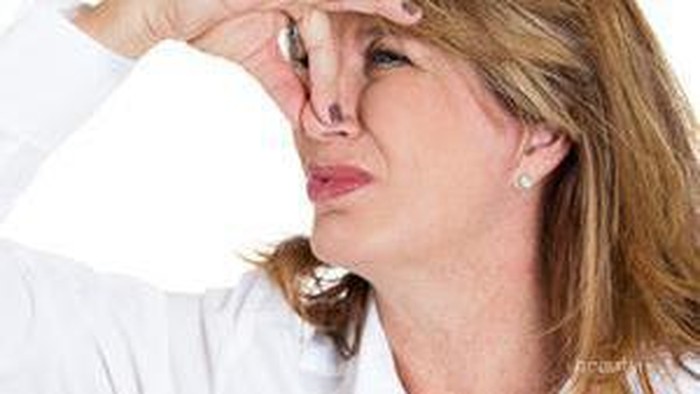 4 Cara Mudah Mengatasi Bau Badan Tidak Sedap