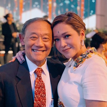 Foto Bareng Jose Mari Chan, Maia Estianty: Anak Milenial Nggak Tahu