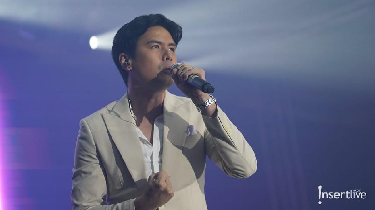 Christian Bautista menggelar konsernya bersama Bunga Citra Lestari dan Ronan Keating tadi malam&comma; Minggu &lpar;29&sol;2&rpar;&period; Yuk&comma; intip&excl;
