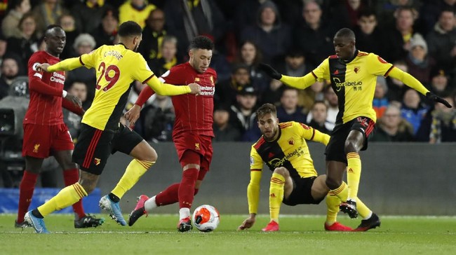 Liverpool yang berstatus pemuncak klasemen sementara Liga Inggris justru kalah dari Watford yang menghuni zona degradasi.