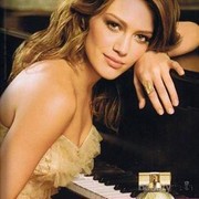Selebriti Hollywood & Brand Parfum Miliknya (Bagian 1)