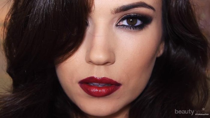 Pergi ke Pesta? Saat Mencoba Gaya Makeup yang Dramatis