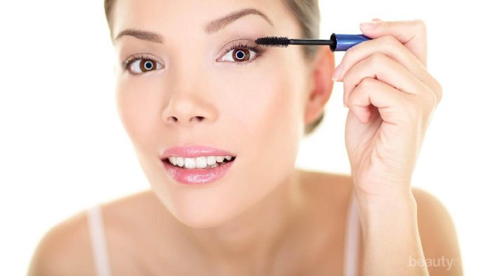 Tips Makeup Natural Saat Traveling