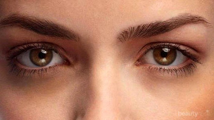 5 Bahan Alami Ini Mampu Mengusir Mata Panda