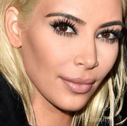 Trik Kontur & Highlight ala Kim Kardashian