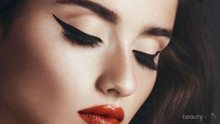 Cara Mudah Gunakan Eyeliner Cair