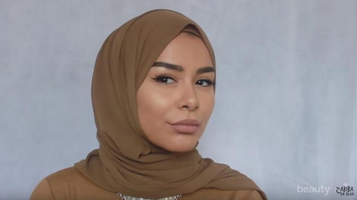2 Menit Tutorial Style Hijab Kasual Super Simpel