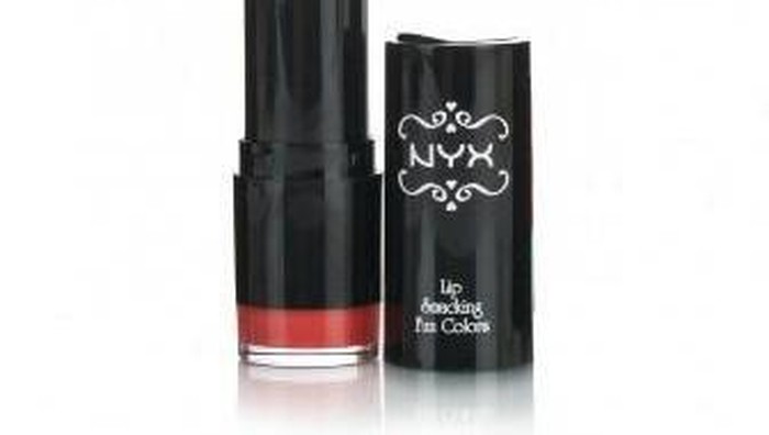 Pilihan Lipstick Berwarna Coral untuk Kulit Kuning Langsat