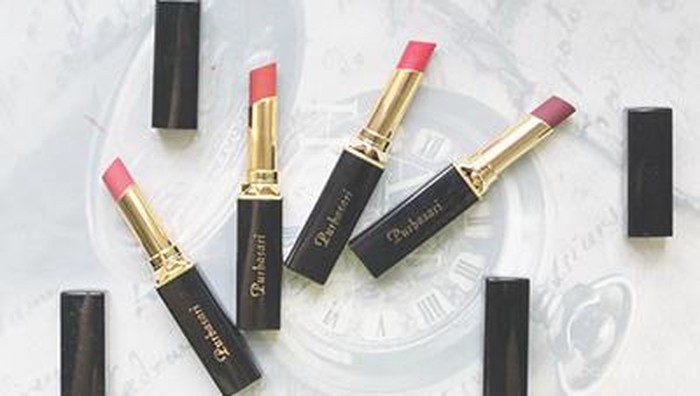 3 Pilihan Lipstik Purbasari Matte Series, untuk Pemilik Kulit Kuning Langsat