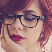 Gaya Makeup Buat Perempuan Berkacamata