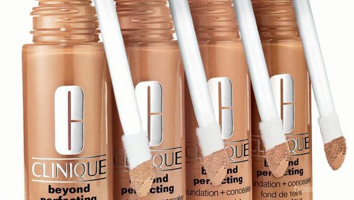 Inilah 4 Pilihan Foundation untuk Samarkan Mata Panda