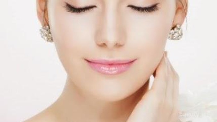 Produk Cathy Doll Untuk Memutihkan Kulit Diskon 10% di Zalora